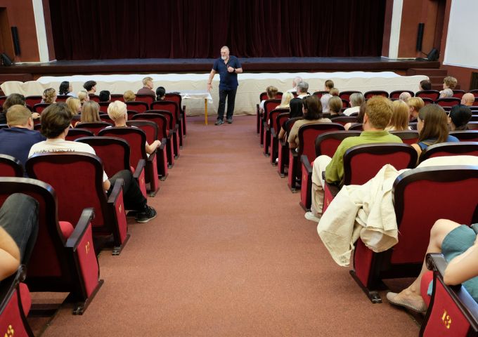 Труппа Донского театра драмы и комедии им. В.Ф. Комиссаржевской вышла из отпуска!